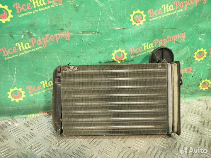 Радиатор печки Volkswagen Passat B3 универсал 1.8