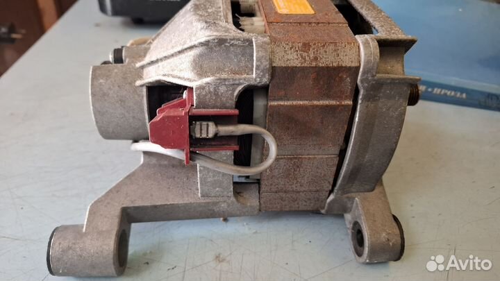 Двигататель стиральной машины