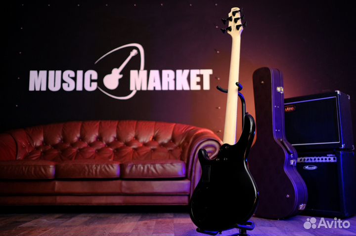 Бас гитара 5 струн + Комбик (Комплект)