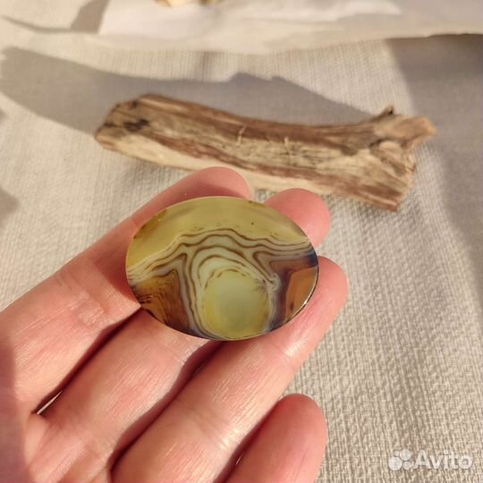 Кабошон натуральный камень