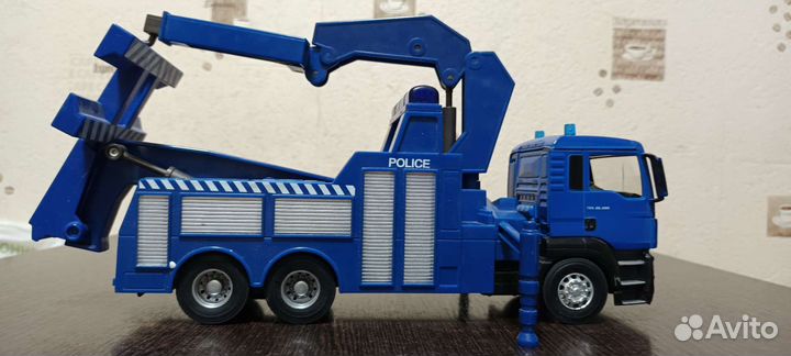 Модель эвакуатор MAN 1/32