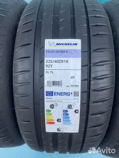 Michelin Pilot Sport 4 225/40 R18 95Y