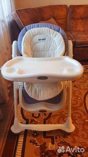 Стульчик для кормления brevi