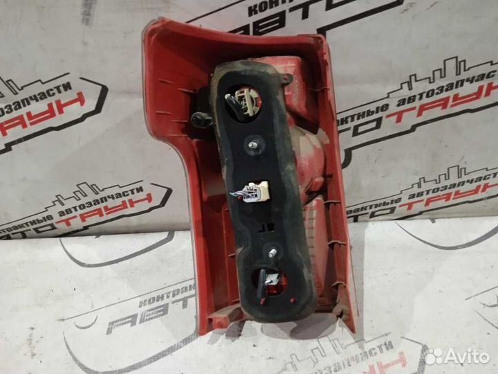 Фонарь toyota raum NCZ20 NCZ25 4616 правый 8155046