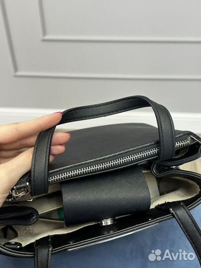 Сумка Guess оригинал бу