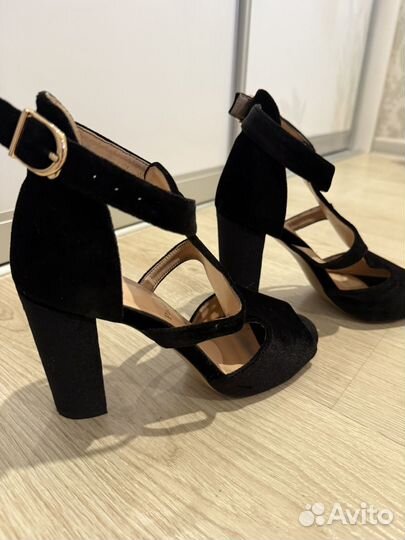 Туфли женские 39 размер