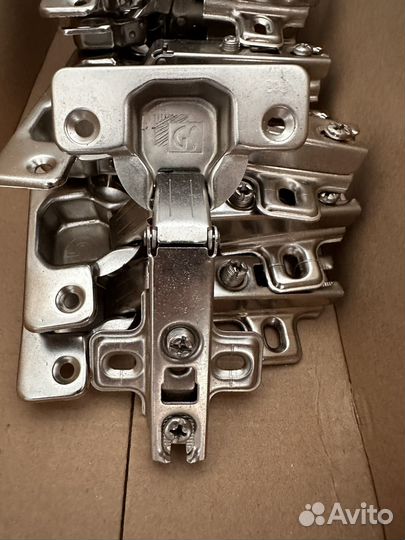 Петли мебельные (новые)