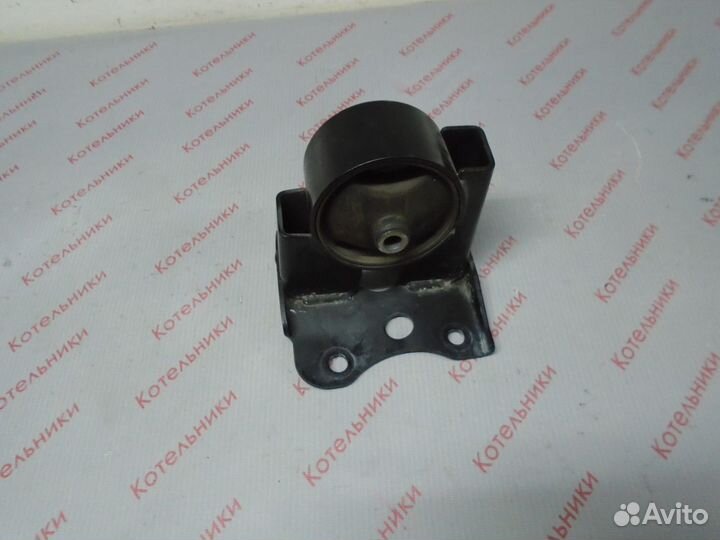 Nissan 11220-4M412 Подушка АКПП