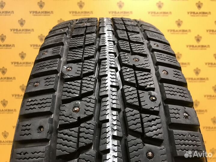 Dunlop SP Winter Ice 01 205/60 R16 92T