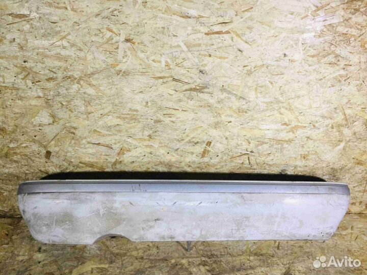 Бампер задний Toyota Mark II X80 Белыйцарапинырыча