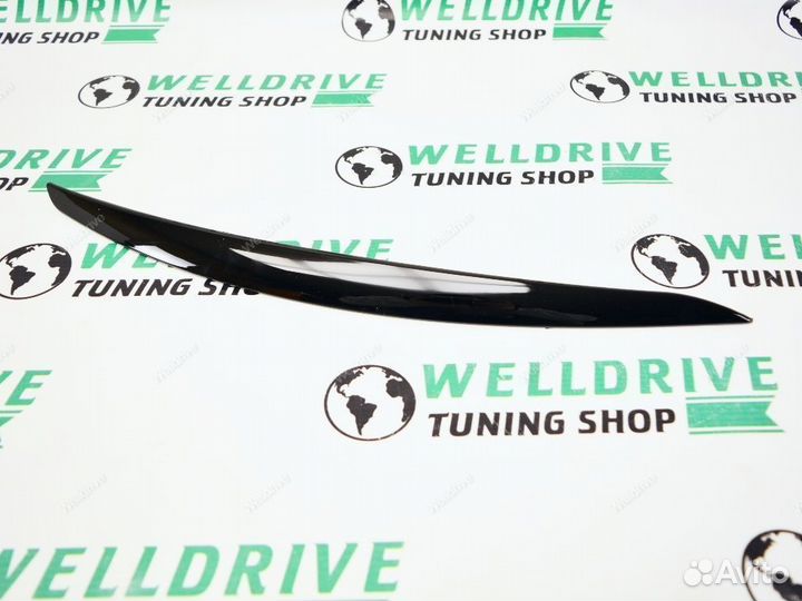 Реснички BMW 3 E90 M3 E92 E93 черные