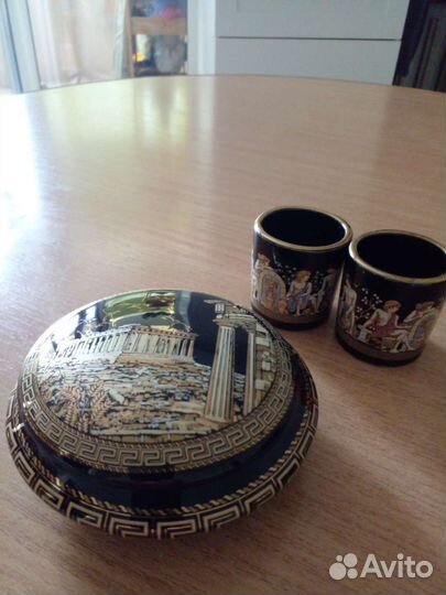 Шкатулка и стопки керамика