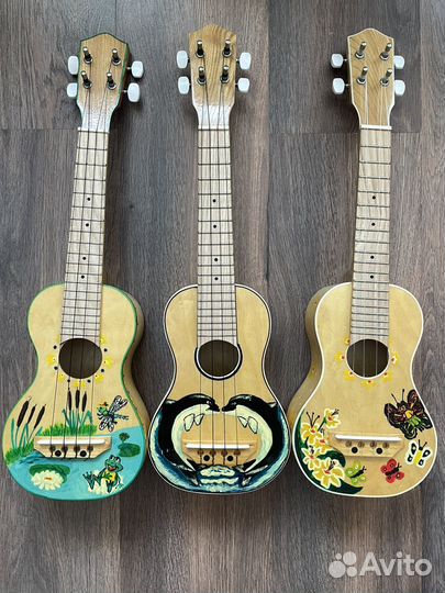 Детская гитара