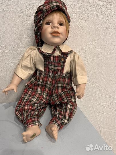 Кукла фарфоровая большая