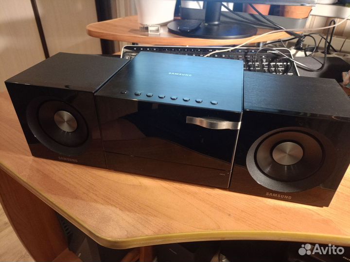Музыкальный центр samsung mm- D320