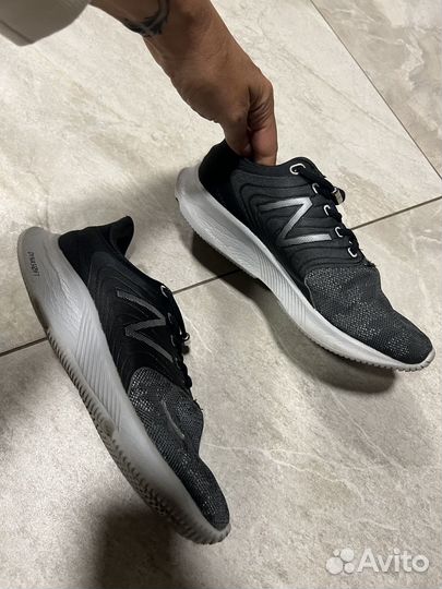 Кроссовки new balance