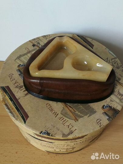 Подарочная пепельница