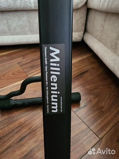 Стойка для гитары Millenium Германия