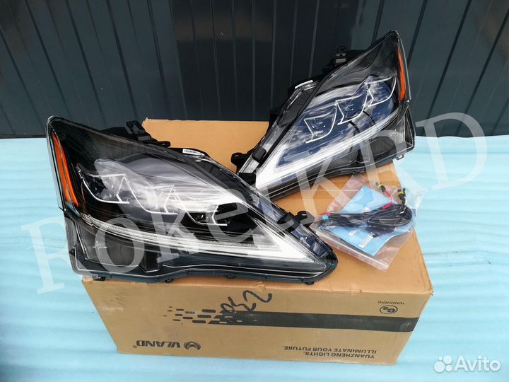 Lexus IS 250 фары в Наличии