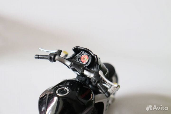 Модель мотоцикла Kawasaki 1000cc