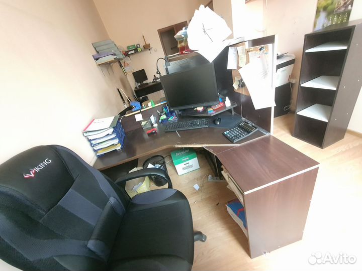 Офисная мебель комплект 6 предметов бу