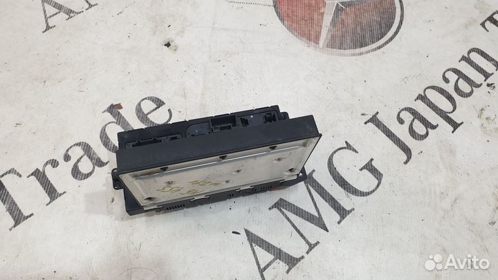 Блок предохранителей SAM передний Mercedes W211