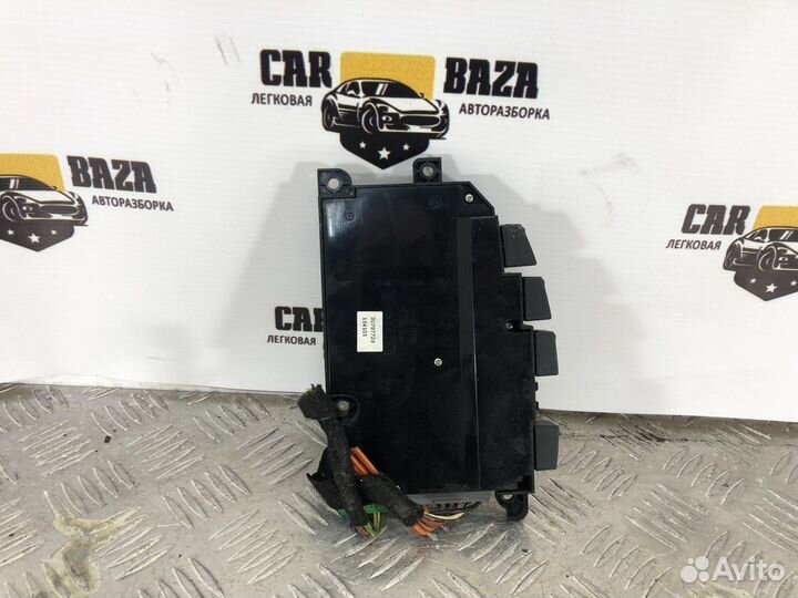 Блок управления сиденьем правый R