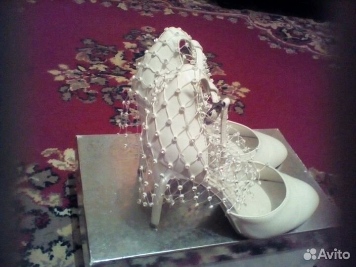 Продам свадебные туфли, новые