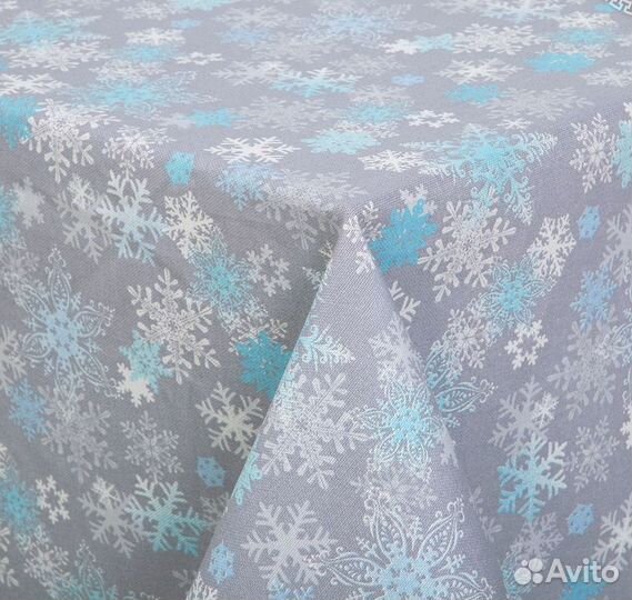 Не продано новая новогодняя скатерть 145*250