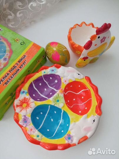 Пасхальная тарелка и подставка под яйца