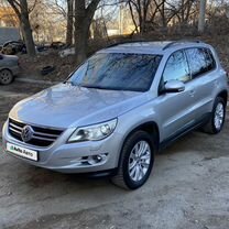 Volkswagen Tiguan 2.0 AT, 2009, 264 000 км, с пробегом, цена 1 099 000 руб.