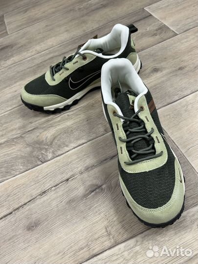 Кроссовки Nike