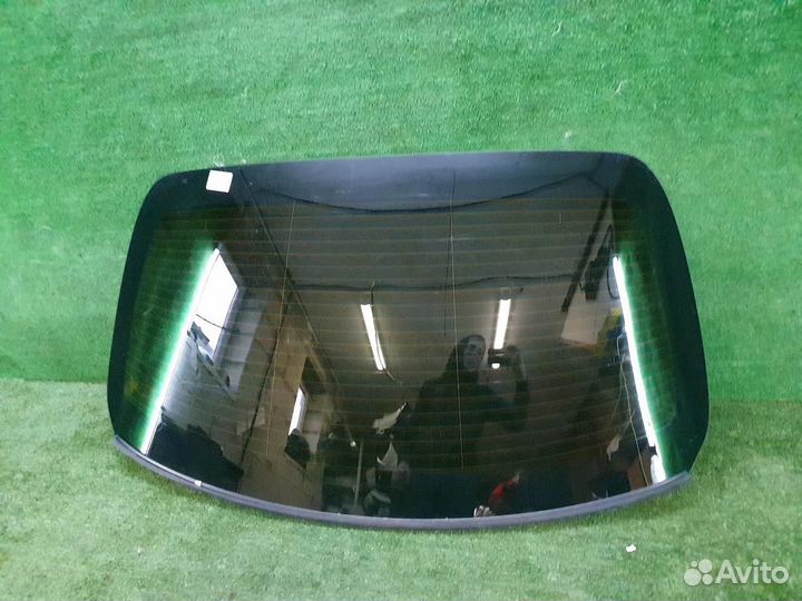 Стекло заднее Mercedes E W213 (2016-2020)