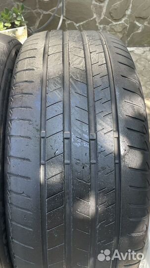 Bridgestone Alenza 001 245/50 R19