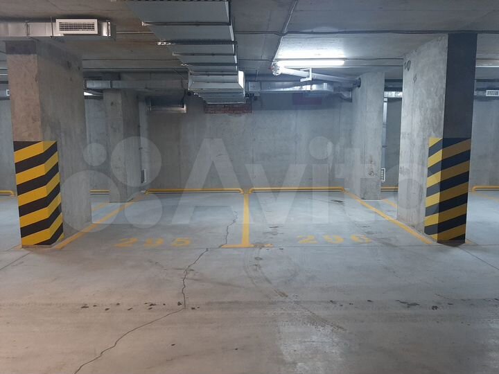 Машиноместо