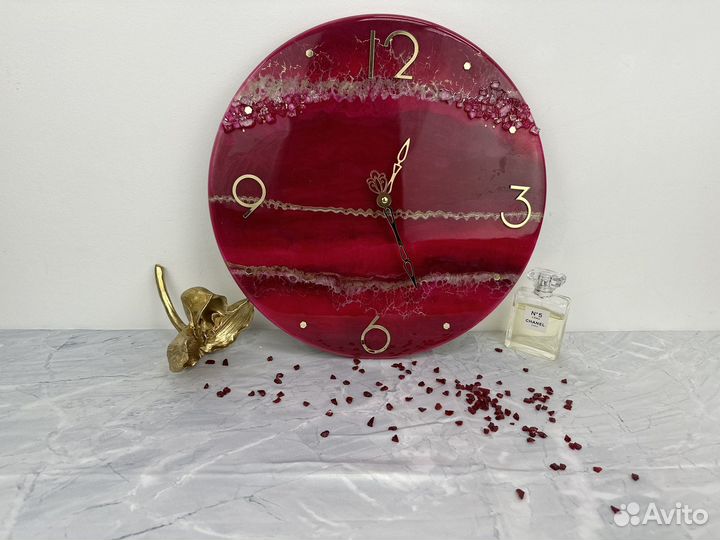 Часы настенные из эпоксидной смолы