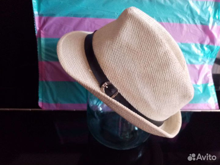 Шляпа женская соломенная