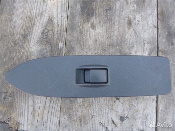 Блок управления стеклоподъемниками передний левый