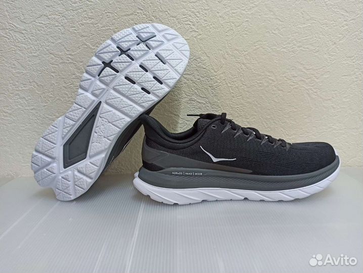 Кроссовки hoka mach 4