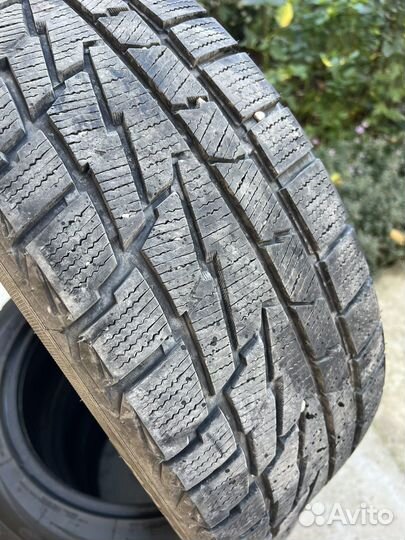 Grenlander Winter GL868 215/55 R17 98V