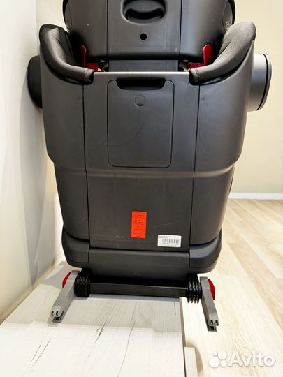 Автомобильное детское кресло от 9 до 36 кг