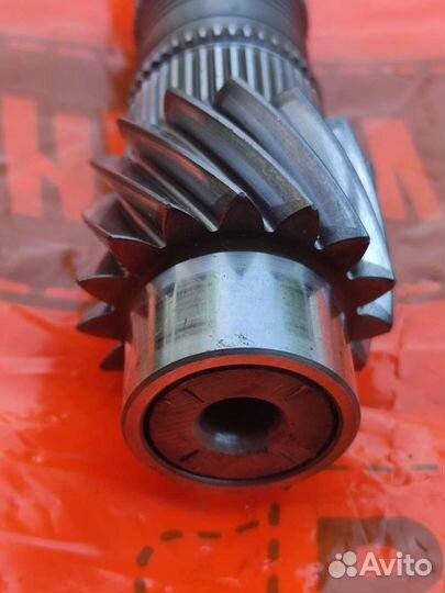 Ведомый (Вторичный) вал МКПП VAG octavia polo