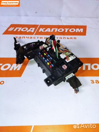 Блок предохранителей Mitsubishi Outlander 2 2007