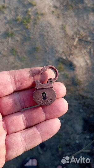 Замочек старинный, мастер Семён Рыженков