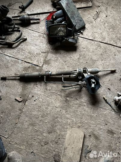 Рулевая рейка Nissan Primera P 11