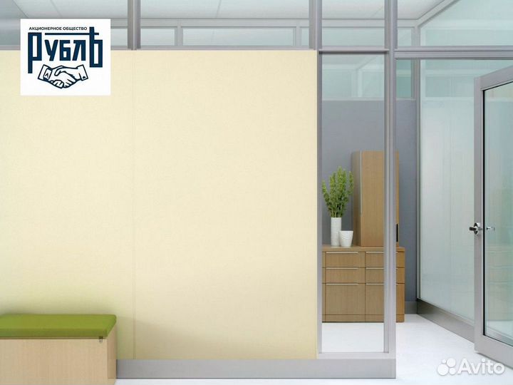 Стеклянная дверь