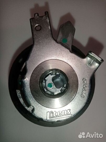 Ролик натяжения ремня грм