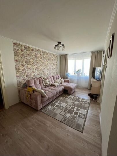 3-к. квартира, 60 м², 5/5 эт.