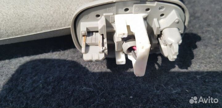 Козырек солнцезащитный Toyota Prius ZVW30 2ZR-FXE