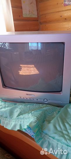 Телевизор samsung